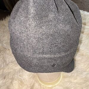 Columbia hat/face mask winter hat